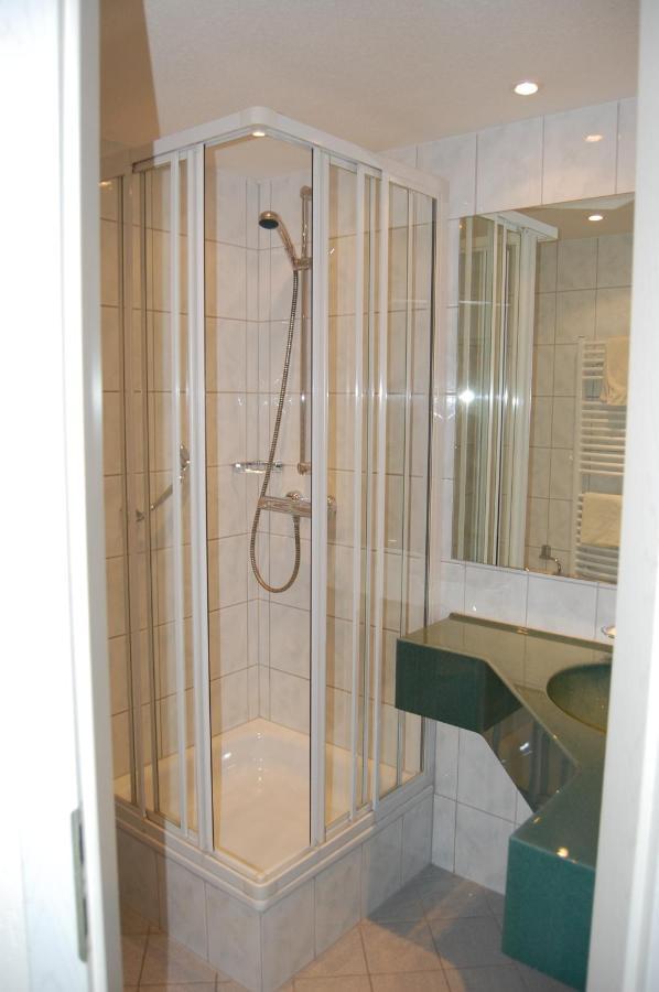 Hotel Gruener Baum Bretzenheim Extérieur photo