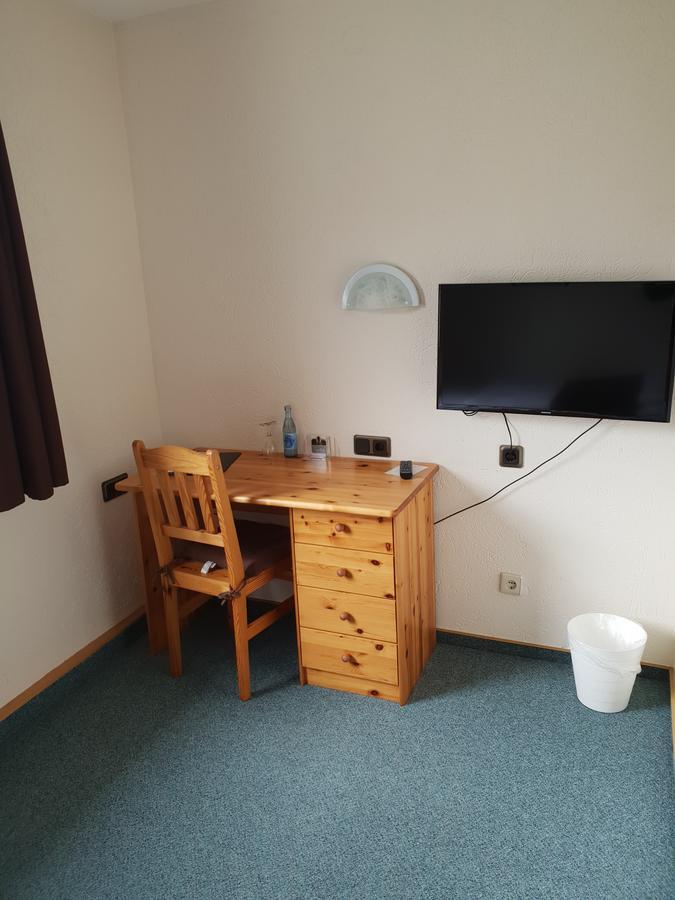 Hotel Gruener Baum Bretzenheim Extérieur photo